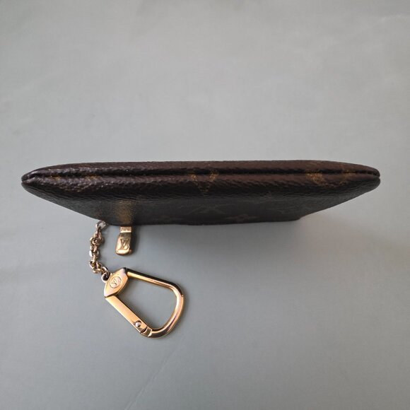 Louis Vuitton Key Pouch S - Picture 4 of 7